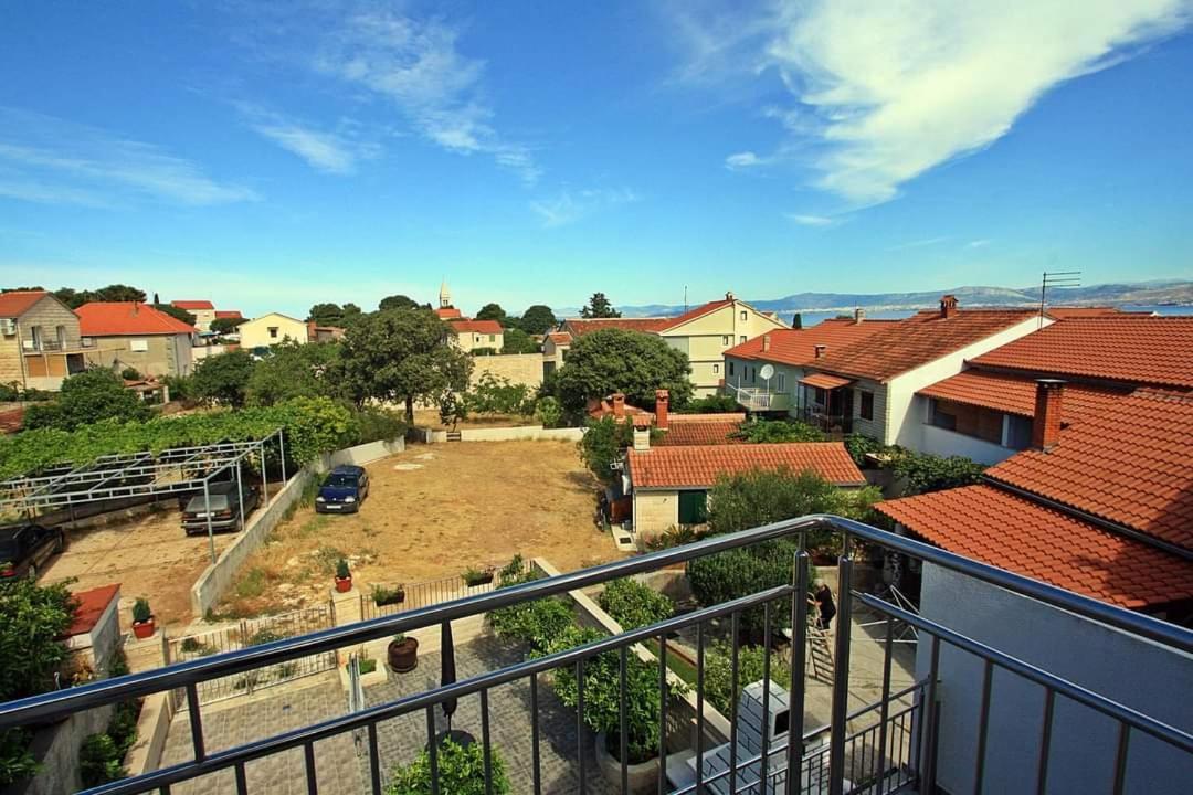 Apartment Samanta Supetar Exterior foto