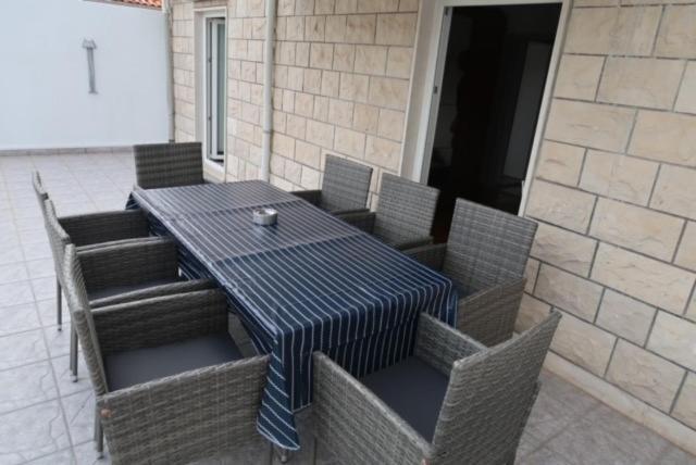 Apartment Samanta Supetar Exterior foto